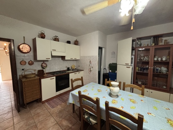 4 Stanze da Letto Stanze da Letto, ,2 BathroomsBathrooms,Appartamento,In Vendita,1127 4 Stanze da Letto Stanze da Letto, ,2 BathroomsBathrooms,Appartamento,In Vendita,1127